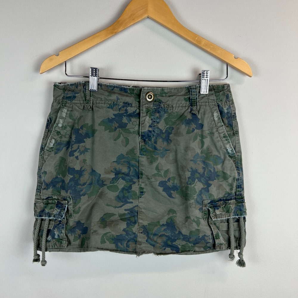Old Navy Mini Skirt 4 Floral Camo Cargo Grunge Utility Green 2010 Distressed